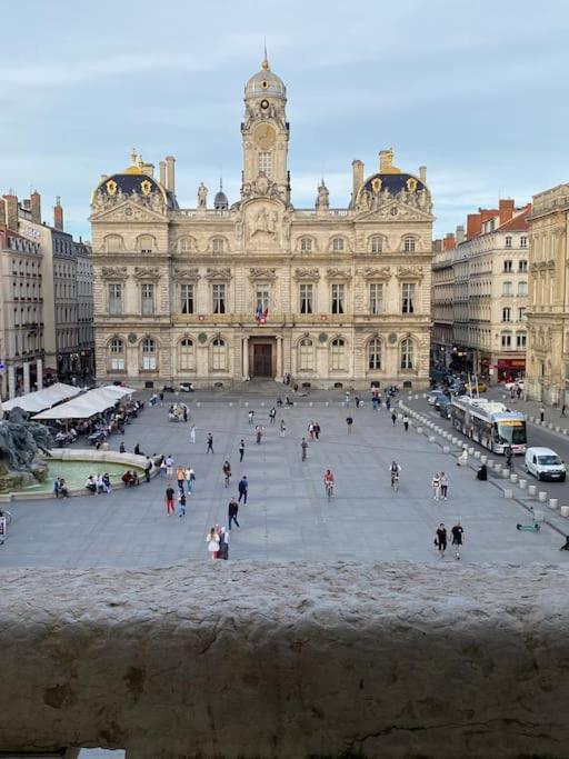 Grand Balcon Place Des Terreaux リヨン エクステリア 写真